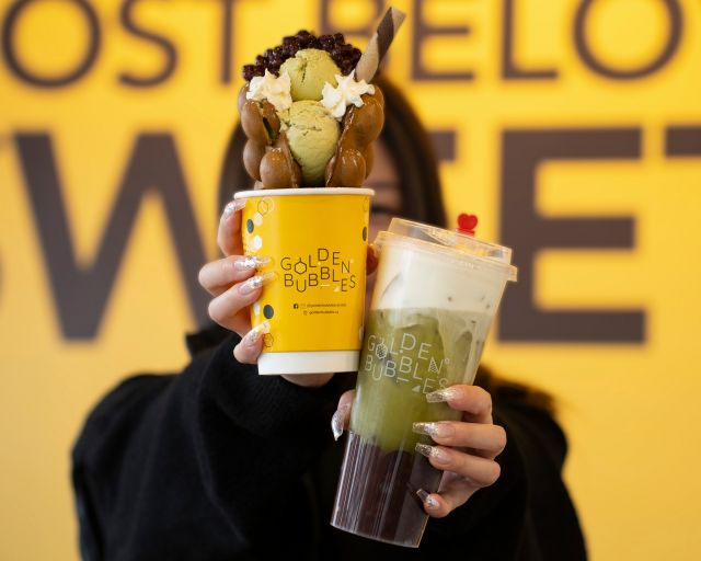 Happy New Year! Cheers to a year filled with new adventures, fresh beginnings, and endless possibilities! 🎉✨ 
                    
                    #HappyNewYear2024 #happyholidays #eggwaffles #BubbleWaffle #SeasonOfJoy #BubbleTeaLove #bubbleteas #desserts #boba #eggwaffleicecream